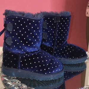 Girl UGG dark blue with silver with bows